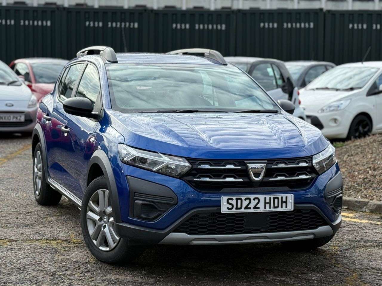 A 2022 DACIA SANDERO STEPWAY 1.0 TCe Essential Hatchback 5dr Petrol Manual Euro 6 (s/s) (90 ps) A 2022 DACIA SANDERO STEPWAY 1.0 TCe Essential Hatchback 5dr Petrol Manual Euro 6 (s/s) (90 ps)