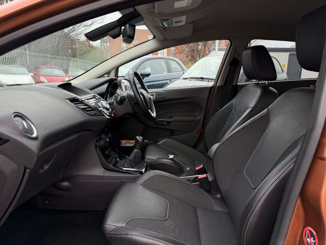 2015 FORD FIESTA 2015 FORD FIESTA