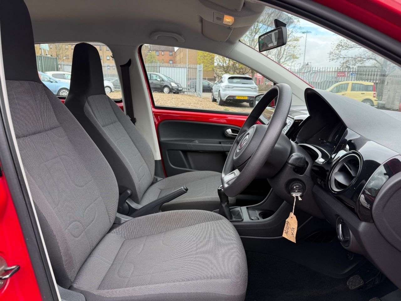 2013 VOLKSWAGEN UP! 2013 VOLKSWAGEN UP!