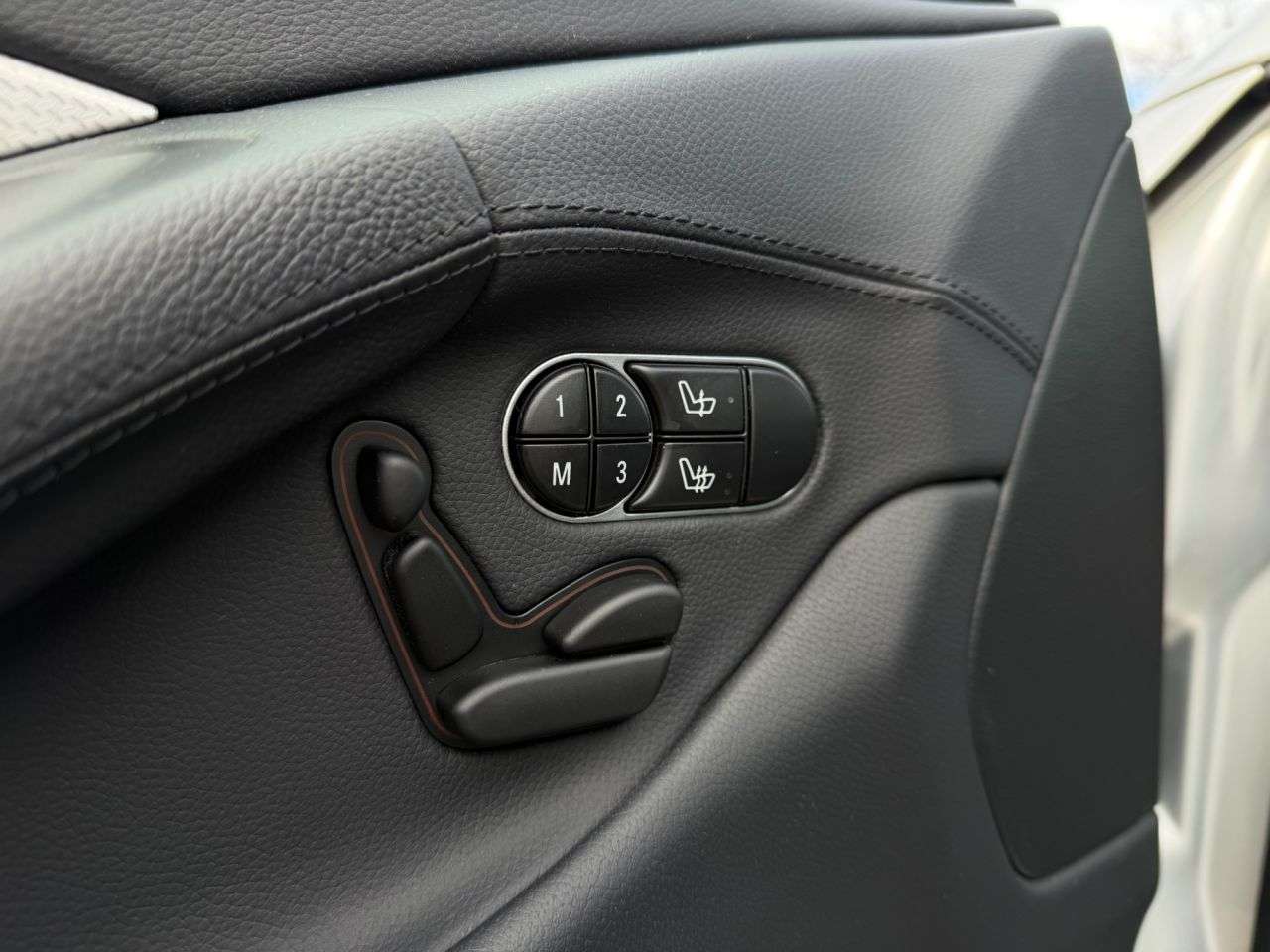 2012 MERCEDES-BENZ SL 2012 MERCEDES-BENZ SL