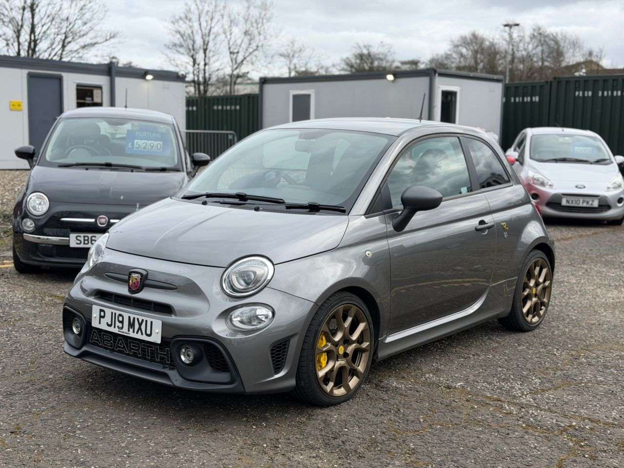 2019 ABARTH 595 2019 ABARTH 595