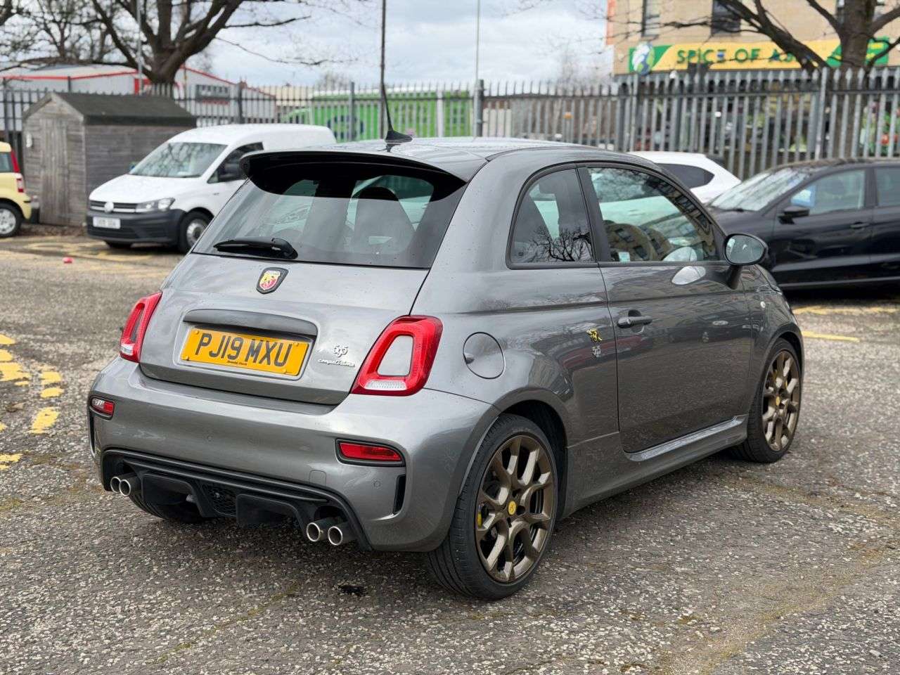 2019 ABARTH 595 2019 ABARTH 595