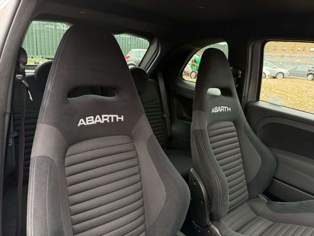 2019 ABARTH 595 2019 ABARTH 595