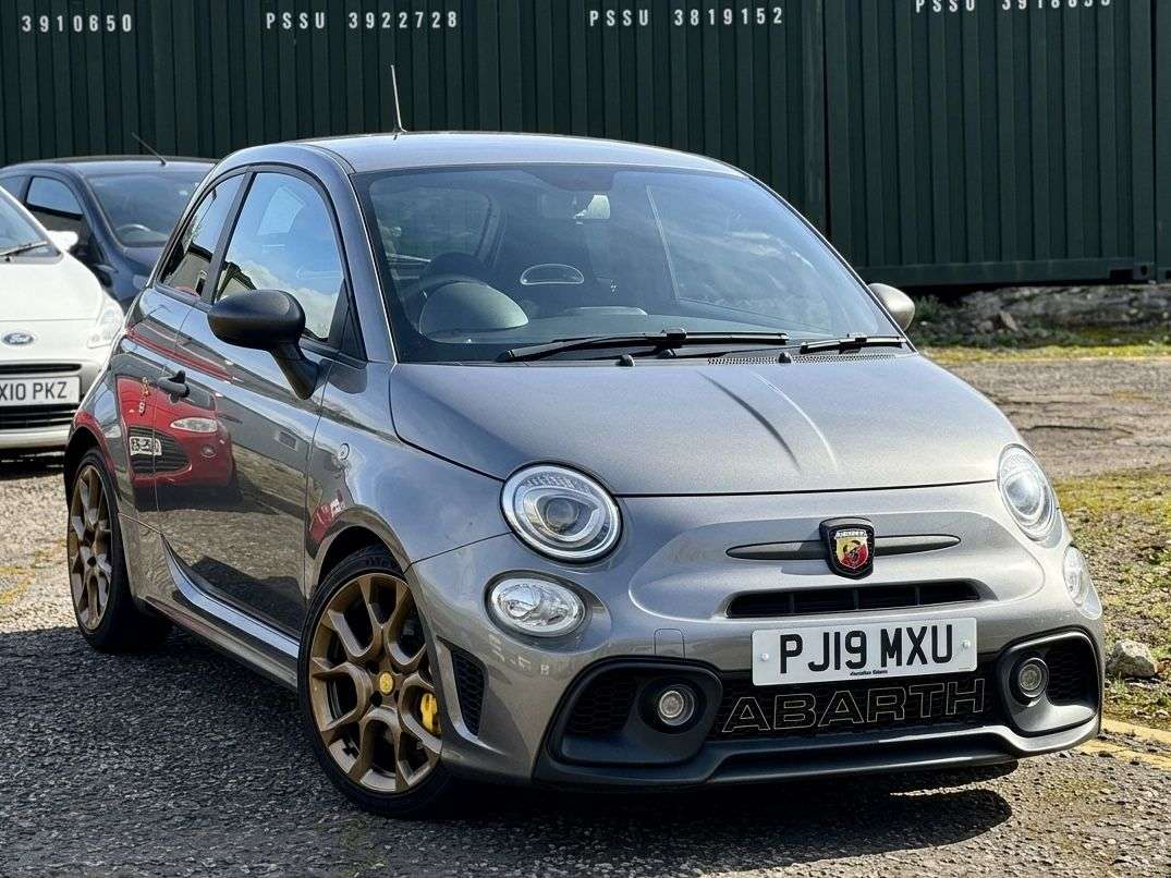 A 2019 ABARTH 595 1.4 T-Jet Competizione 70th Hatchback 3dr Petrol Manual Euro 6 (180 bhp) A 2019 ABARTH 595 1.4 T-Jet Competizione 70th Hatchback 3dr Petrol Manual Euro 6 (180 bhp)