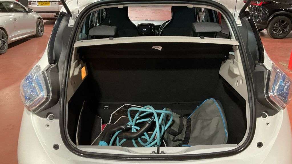 2015 RENAULT ZOE 2015 RENAULT ZOE