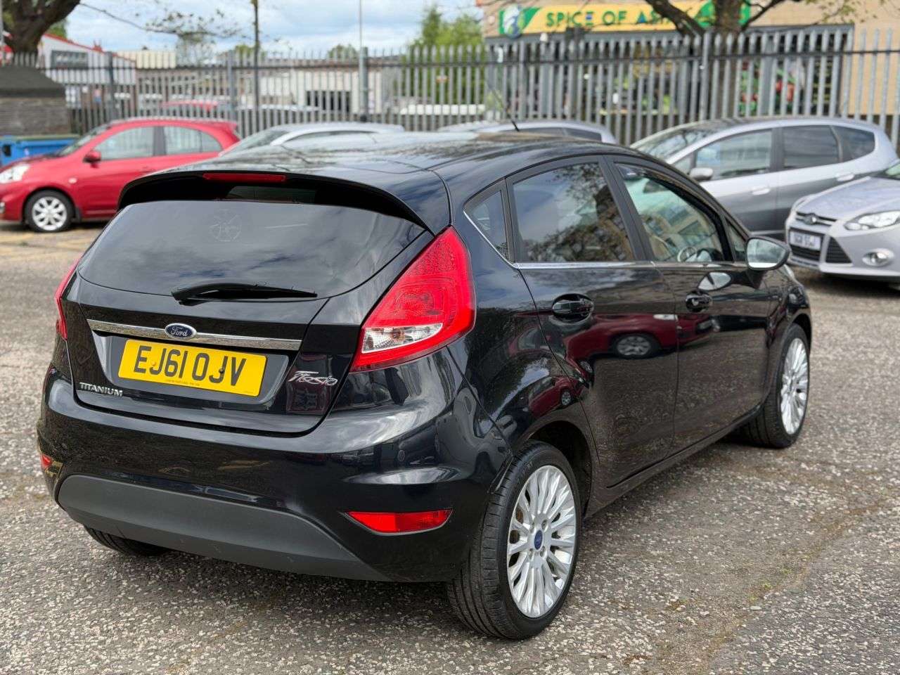 2011 FORD FIESTA 2011 FORD FIESTA