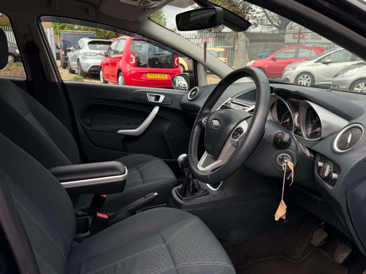 2011 FORD FIESTA 2011 FORD FIESTA
