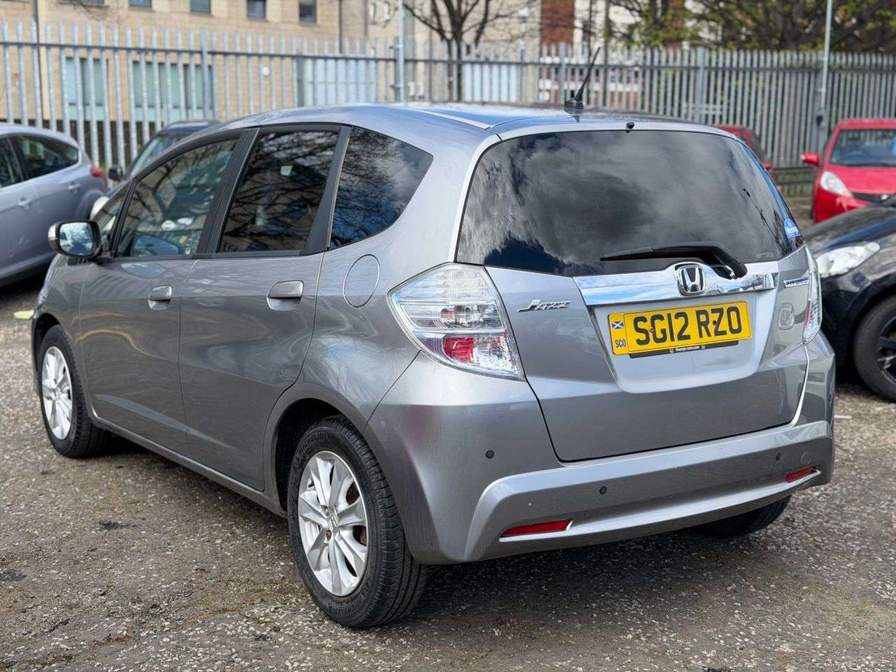 A 2012 HONDA JAZZ 1.3h IMA HS Hatchback 5dr Petrol Hybrid CVT Euro 5 (102 ps) A 2012 HONDA JAZZ 1.3h IMA HS Hatchback 5dr Petrol Hybrid CVT Euro 5 (102 ps)