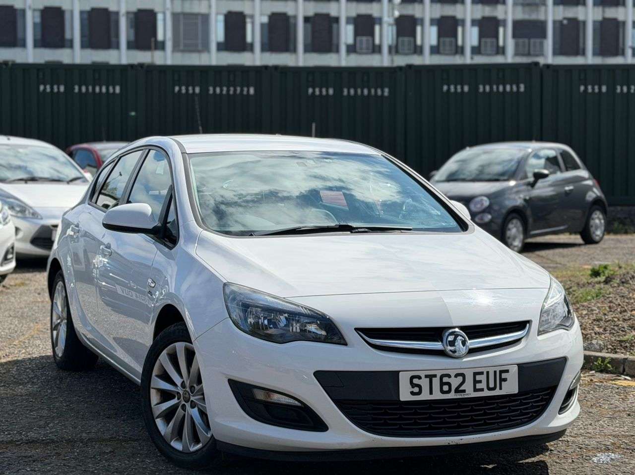 A 2012 VAUXHALL ASTRA ACTIVE A 2012 VAUXHALL ASTRA ACTIVE