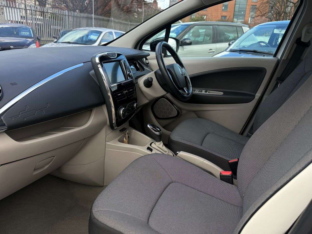 2015 RENAULT ZOE 2015 RENAULT ZOE