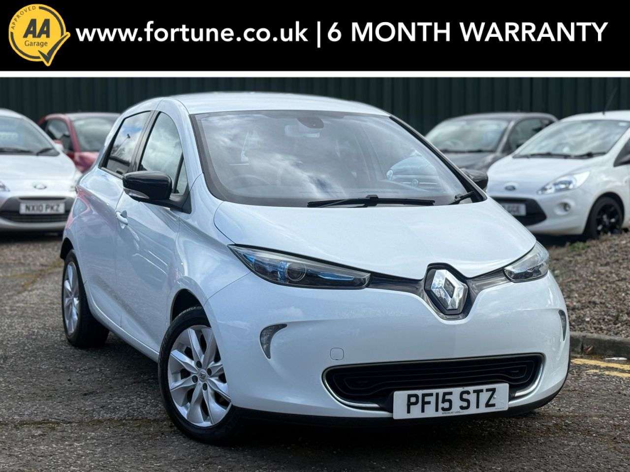 A 2015 RENAULT ZOE 22kWh Dynamique Intens Hatchback 5dr Electric Auto (Battery Lease) (88 bhp) A 2015 RENAULT ZOE 22kWh Dynamique Intens Hatchback 5dr Electric Auto (Battery Lease) (88 bhp)