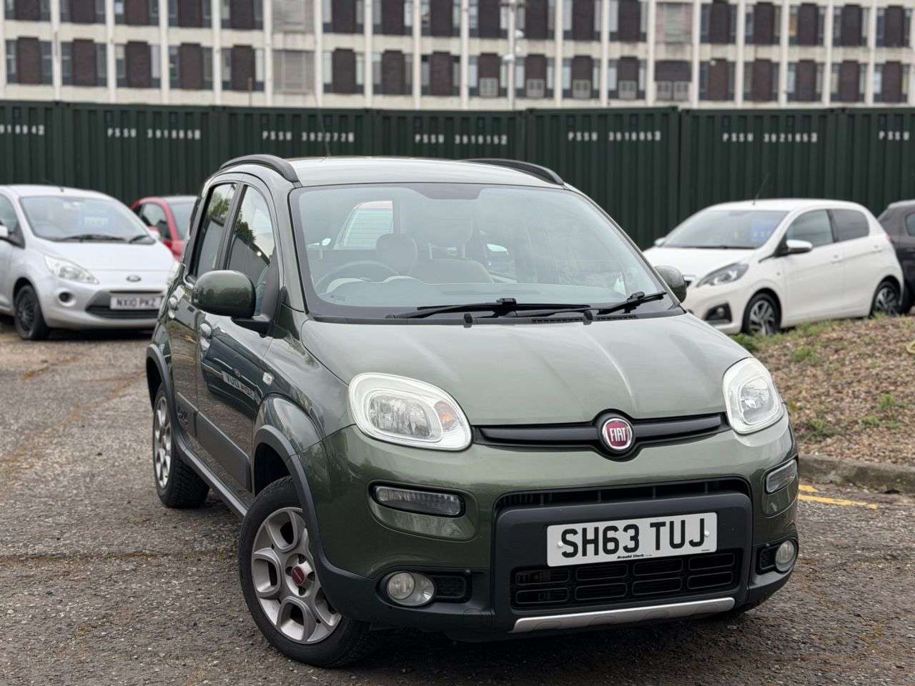A 2013 FIAT PANDA 1.3 MultiJet 4x4 Hatchback 5dr Diesel Manual Euro 5 (s/s) (75 bhp) A 2013 FIAT PANDA 1.3 MultiJet 4x4 Hatchback 5dr Diesel Manual Euro 5 (s/s) (75 bhp)