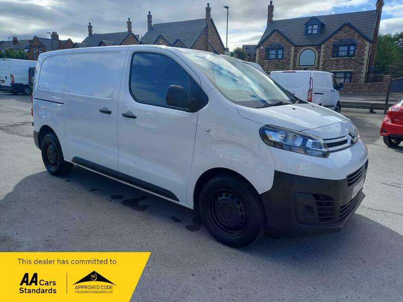 A 2022 CITROEN DISPATCH M 1400 ENTERPRISE PRO BLUEHDI S/S A 2022 CITROEN DISPATCH M 1400 ENTERPRISE PRO BLUEHDI S/S