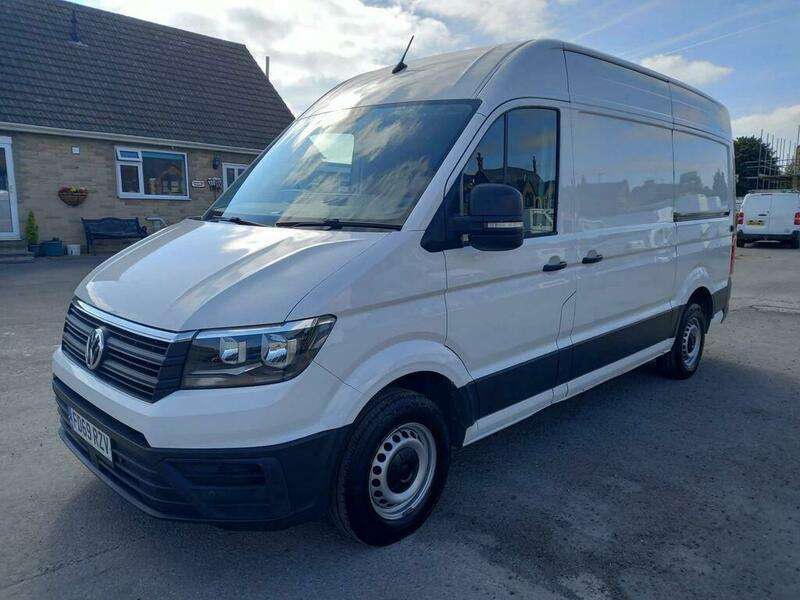 A 2020 VOLKSWAGEN CRAFTER CR35 TDI M H/R P/V TRENDLINE A 2020 VOLKSWAGEN CRAFTER CR35 TDI M H/R P/V TRENDLINE