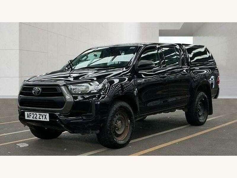 A 2022 TOYOTA HILUX ACTIVE 4WD D-4D DCB A 2022 TOYOTA HILUX ACTIVE 4WD D-4D DCB