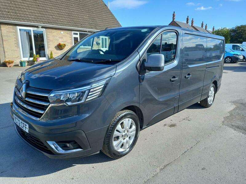 A 2023 RENAULT TRAFIC SL30 EXTRA DCI A 2023 RENAULT TRAFIC SL30 EXTRA DCI