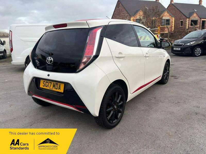 2017 TOYOTA AYGO 2017 TOYOTA AYGO