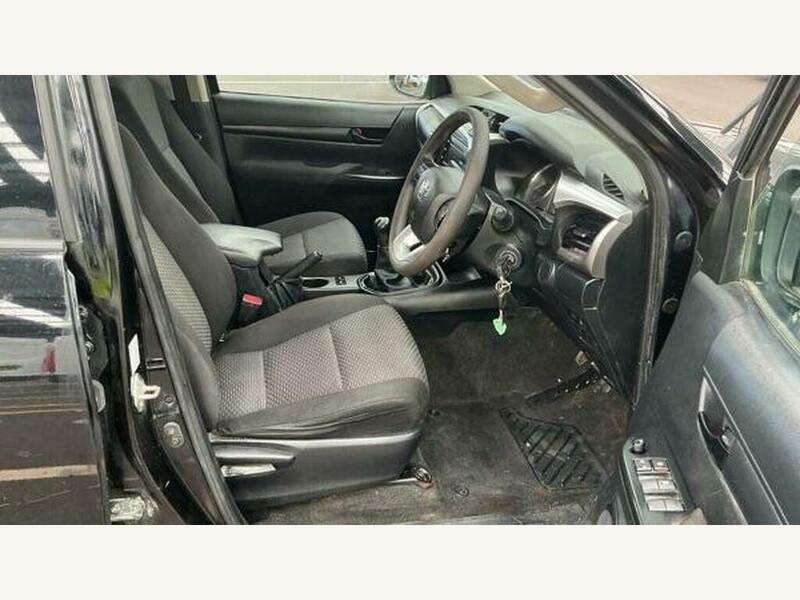 2022 TOYOTA HILUX 2022 TOYOTA HILUX