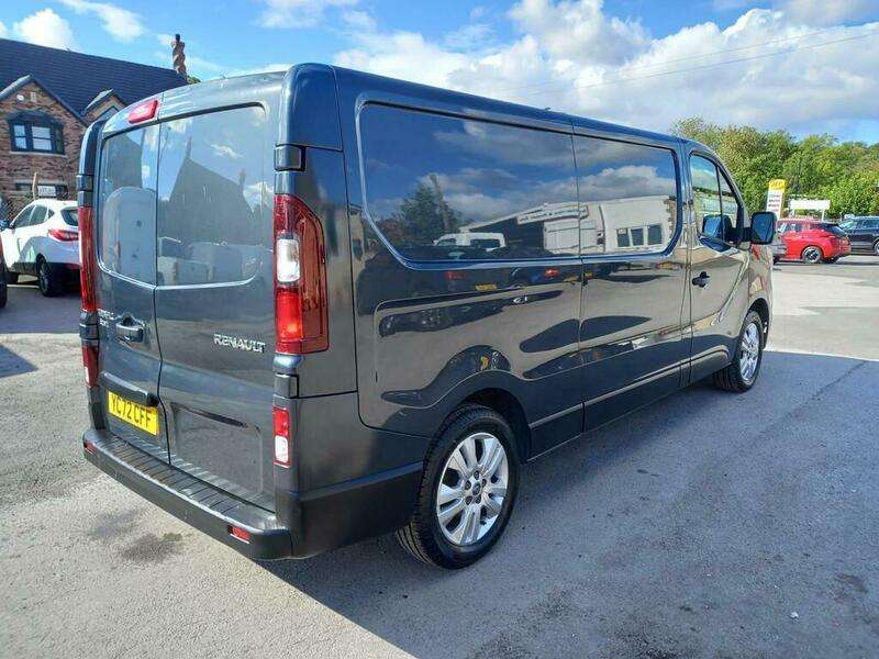 A 2023 RENAULT TRAFIC SL30 EXTRA DCI A 2023 RENAULT TRAFIC SL30 EXTRA DCI