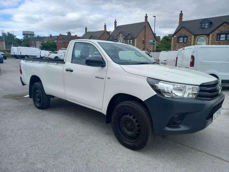 A 2020 TOYOTA HILUX ACTIVE 4WD D-4D S/C A 2020 TOYOTA HILUX ACTIVE 4WD D-4D S/C