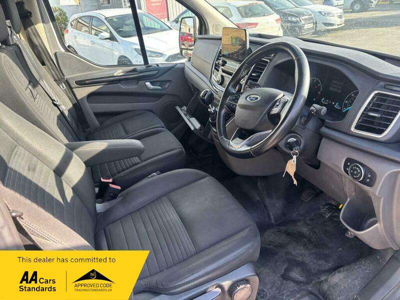 A 2022 FORD TRANSIT CUSTOM 280 LIMITED P/V ECOBLUE A 2022 FORD TRANSIT CUSTOM 280 LIMITED P/V ECOBLUE