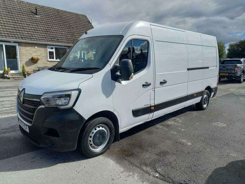 A 2021 RENAULT MASTER LM35 BUSINESS ENERGY DCI A 2021 RENAULT MASTER LM35 BUSINESS ENERGY DCI