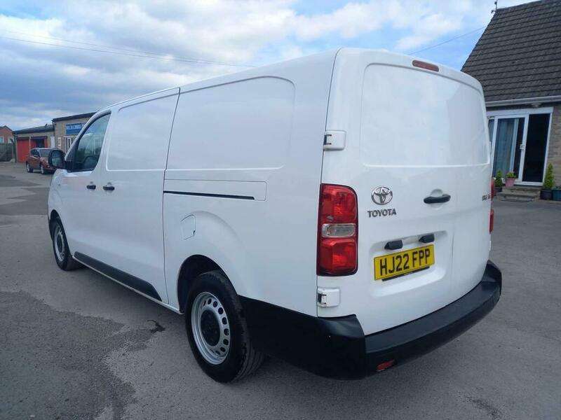 2022 TOYOTA PROACE 2022 TOYOTA PROACE