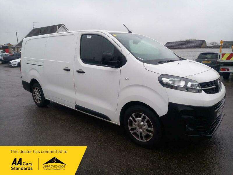 A 2020 VAUXHALL VIVARO L2H1 3100 DYNAMIC S/S A 2020 VAUXHALL VIVARO L2H1 3100 DYNAMIC S/S