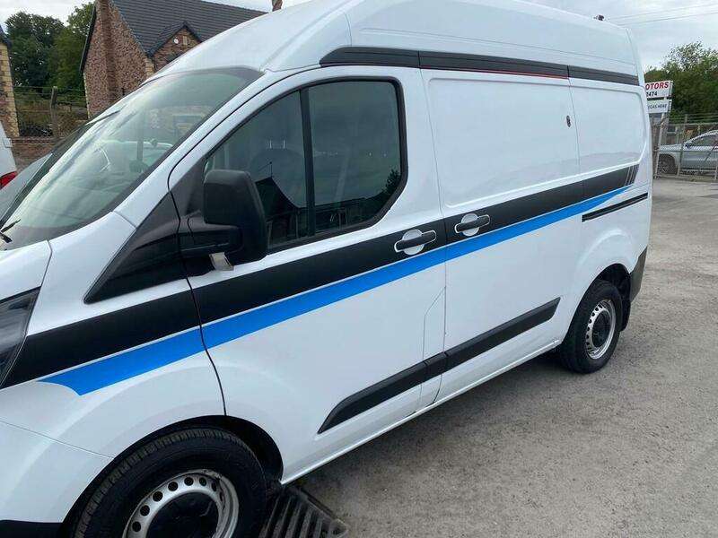 A 2020 FORD TRANSIT CUSTOM 300 LEADER P/V ECOBLUE A 2020 FORD TRANSIT CUSTOM 300 LEADER P/V ECOBLUE
