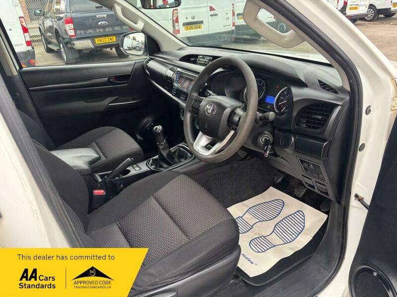 2020 TOYOTA HILUX 2020 TOYOTA HILUX