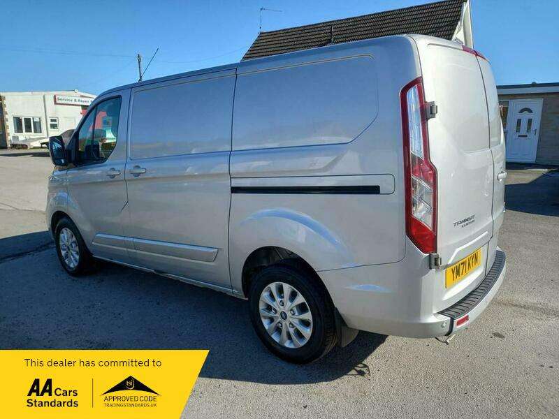 A 2022 FORD TRANSIT CUSTOM 280 LIMITED P/V ECOBLUE A 2022 FORD TRANSIT CUSTOM 280 LIMITED P/V ECOBLUE