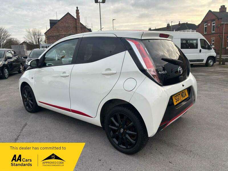 2017 TOYOTA AYGO 2017 TOYOTA AYGO