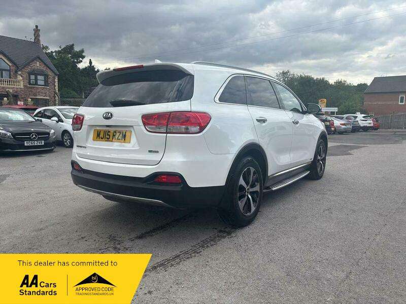 A 2015 KIA SORENTO CRDI KX-2 ISG A 2015 KIA SORENTO CRDI KX-2 ISG