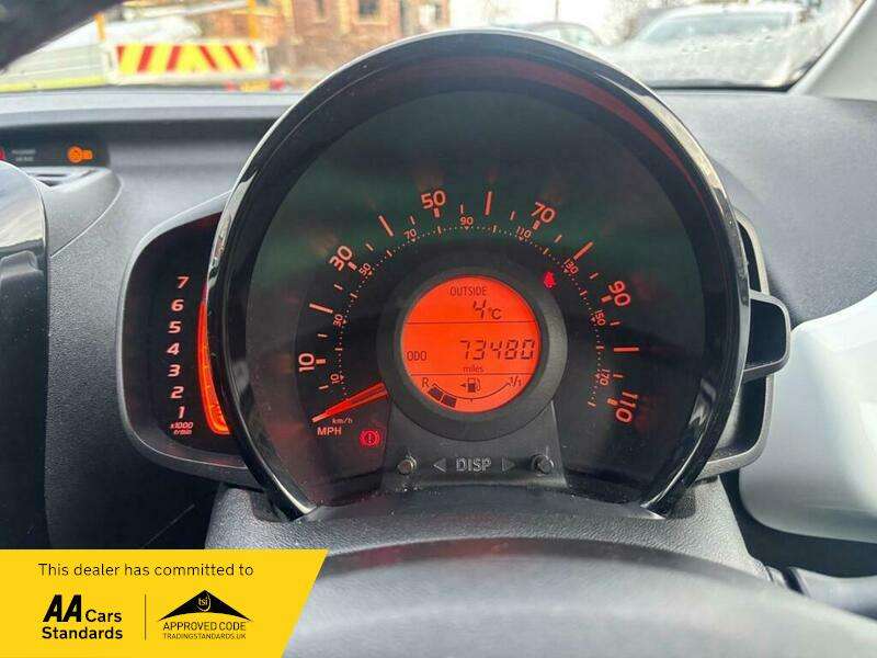 2017 TOYOTA AYGO 2017 TOYOTA AYGO