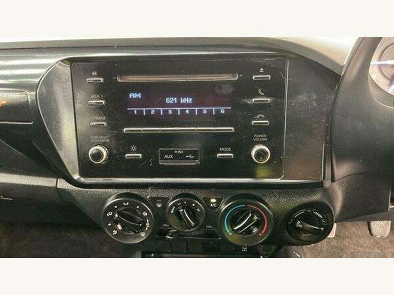 2022 TOYOTA HILUX 2022 TOYOTA HILUX