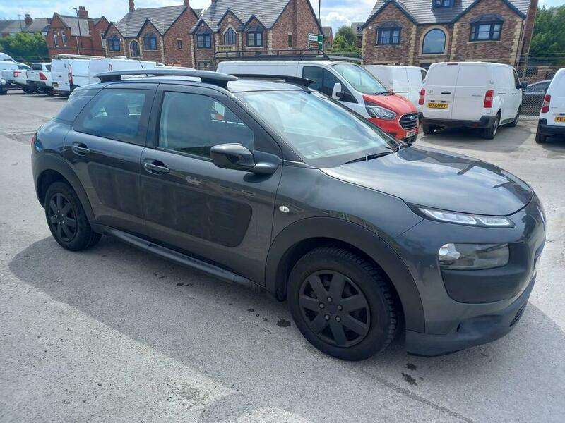 A 2015 CITROEN C4 CACTUS BLUEHDI FEEL A 2015 CITROEN C4 CACTUS BLUEHDI FEEL
