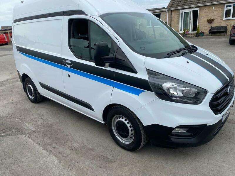 A 2020 FORD TRANSIT CUSTOM 300 LEADER P/V ECOBLUE A 2020 FORD TRANSIT CUSTOM 300 LEADER P/V ECOBLUE