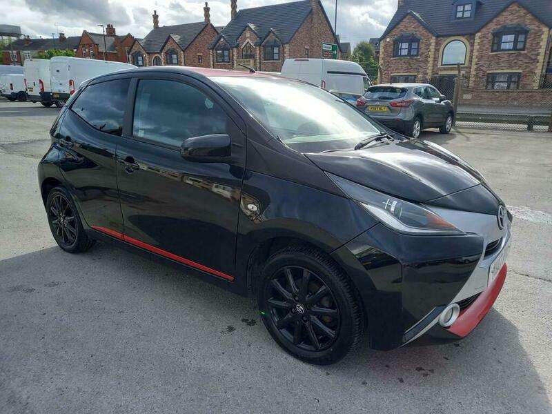 A 2017 TOYOTA AYGO VVT-I X-PRESS A 2017 TOYOTA AYGO VVT-I X-PRESS