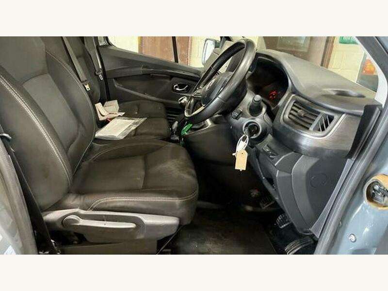 2023 RENAULT TRAFIC 2023 RENAULT TRAFIC