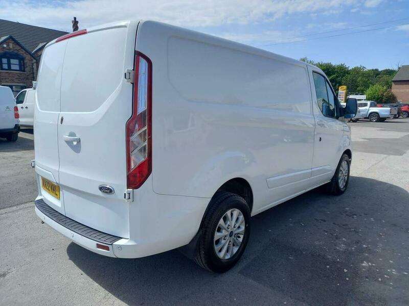 A 2022 FORD TRANSIT CUSTOM 280 LIMITED P/V ECOBLUE A 2022 FORD TRANSIT CUSTOM 280 LIMITED P/V ECOBLUE