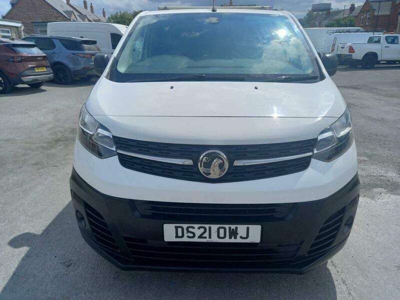 A 2021 VAUXHALL VIVARO L1H1 3100 DYNAMIC S/S A 2021 VAUXHALL VIVARO L1H1 3100 DYNAMIC S/S