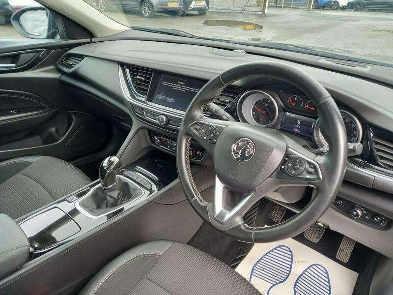 2017 VAUXHALL INSIGNIA 2017 VAUXHALL INSIGNIA