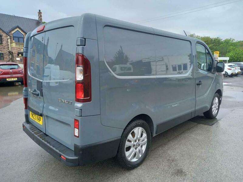 A 2023 RENAULT TRAFIC SL30 EXTRA DCI A 2023 RENAULT TRAFIC SL30 EXTRA DCI