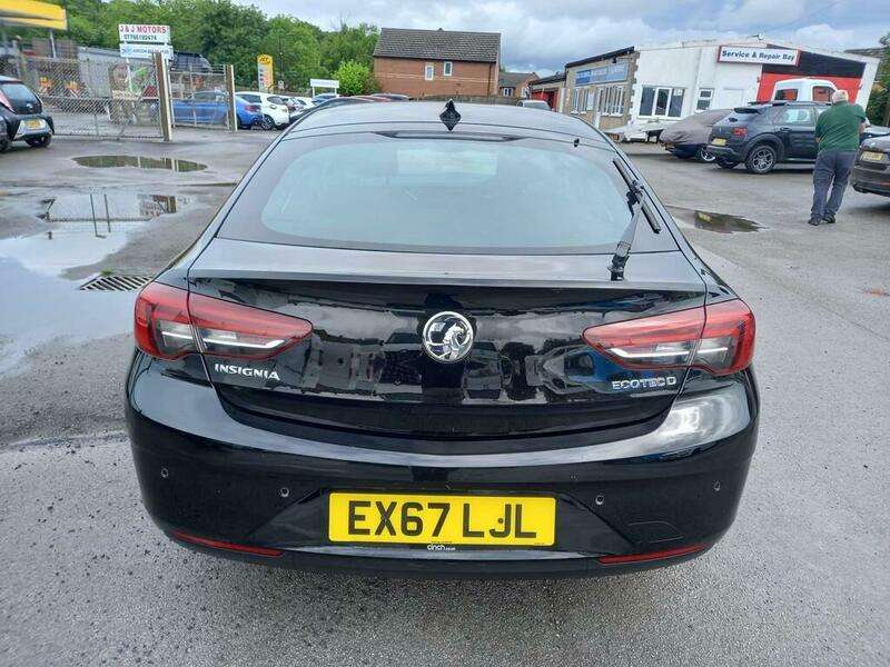 A 2017 VAUXHALL INSIGNIA GRAND SPORT TECH LINE NAV ECOTEC A 2017 VAUXHALL INSIGNIA GRAND SPORT TECH LINE NAV ECOTEC