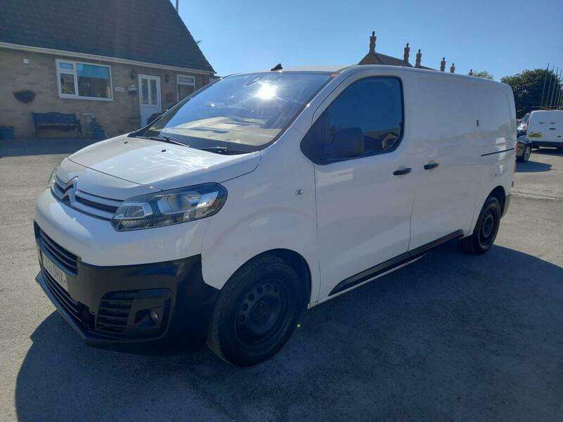 A 2021 CITROEN DISPATCH M 1400 ENTERPRISE BLUEHDI S/S A 2021 CITROEN DISPATCH M 1400 ENTERPRISE BLUEHDI S/S