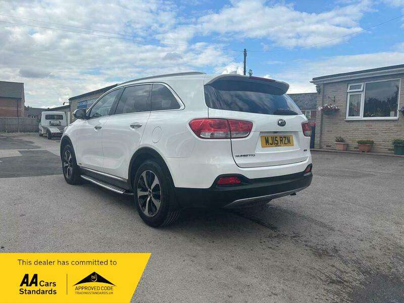 A 2015 KIA SORENTO CRDI KX-2 ISG A 2015 KIA SORENTO CRDI KX-2 ISG