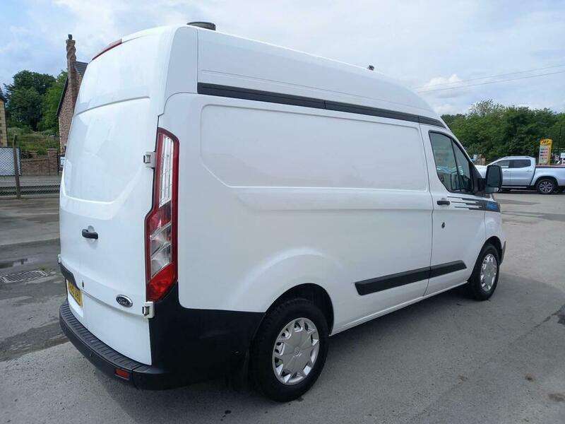 A 2020 FORD TRANSIT CUSTOM 300 LEADER P/V ECOBLUE A 2020 FORD TRANSIT CUSTOM 300 LEADER P/V ECOBLUE