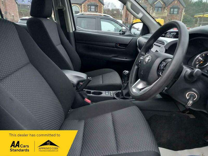 2021 TOYOTA HILUX 2021 TOYOTA HILUX