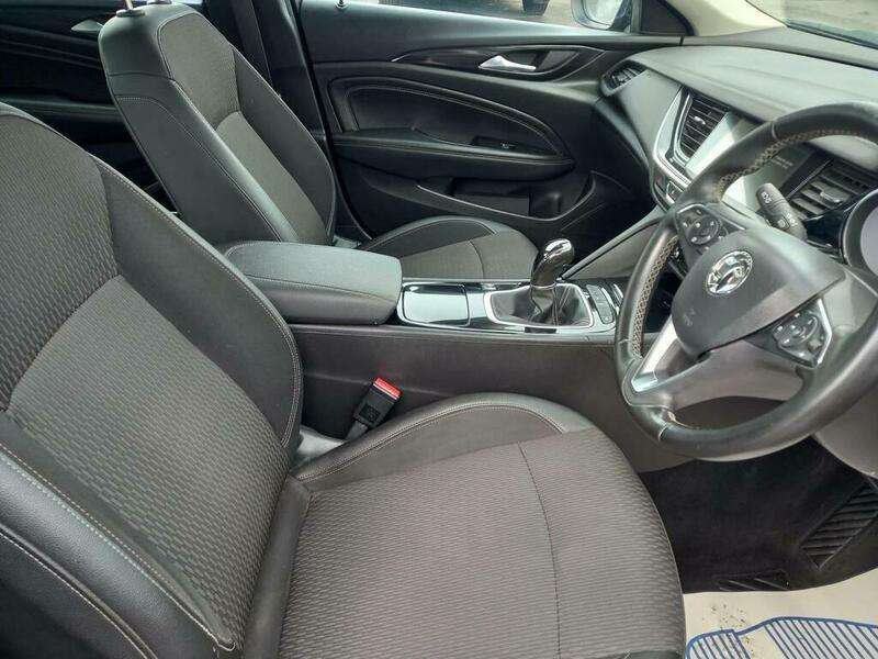 2017 VAUXHALL INSIGNIA 2017 VAUXHALL INSIGNIA