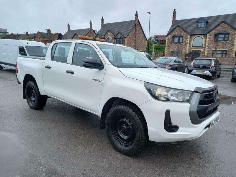 A 2021 TOYOTA HILUX ACTIVE 4WD D-4D DCB A 2021 TOYOTA HILUX ACTIVE 4WD D-4D DCB